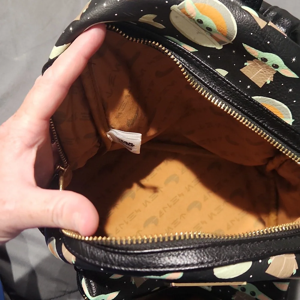 Loungefly mini Yoda‎ backpack